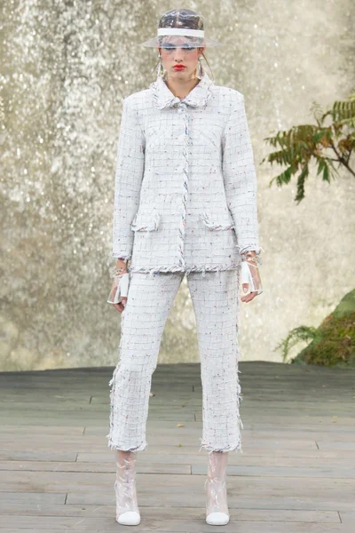 Look 41